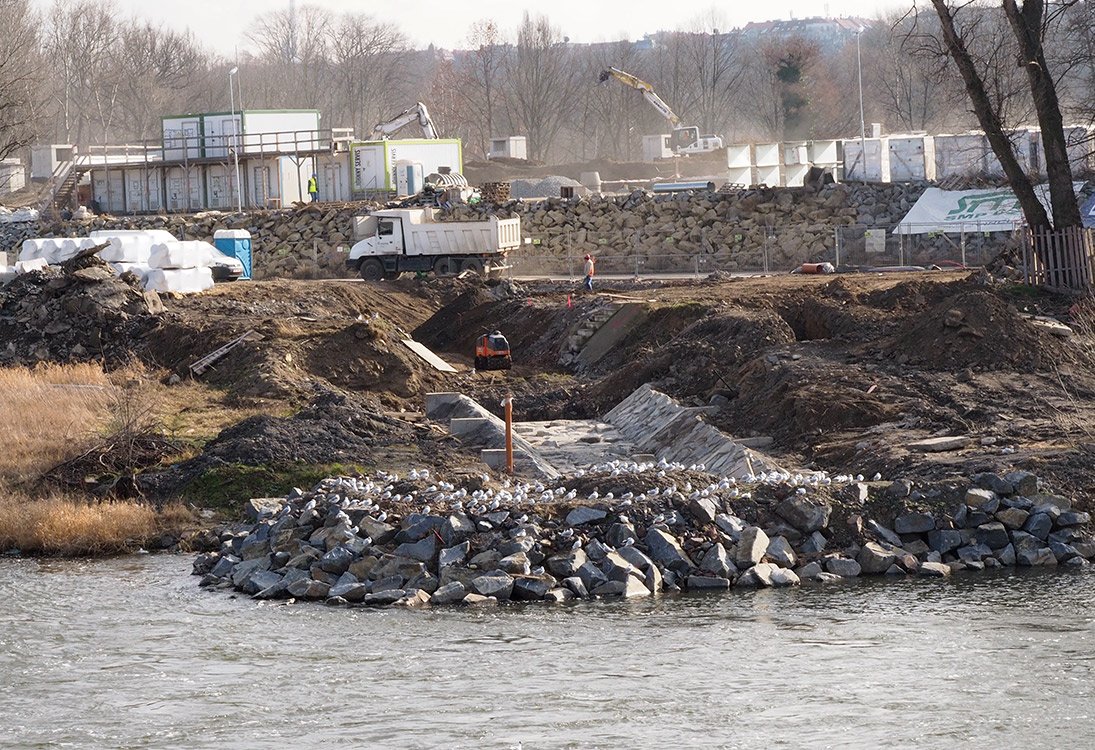 /Práce na modernizaci kanalizační čističky v únoru 2018. /Práce na modernizaci kanalizační čističky v únoru 2018.