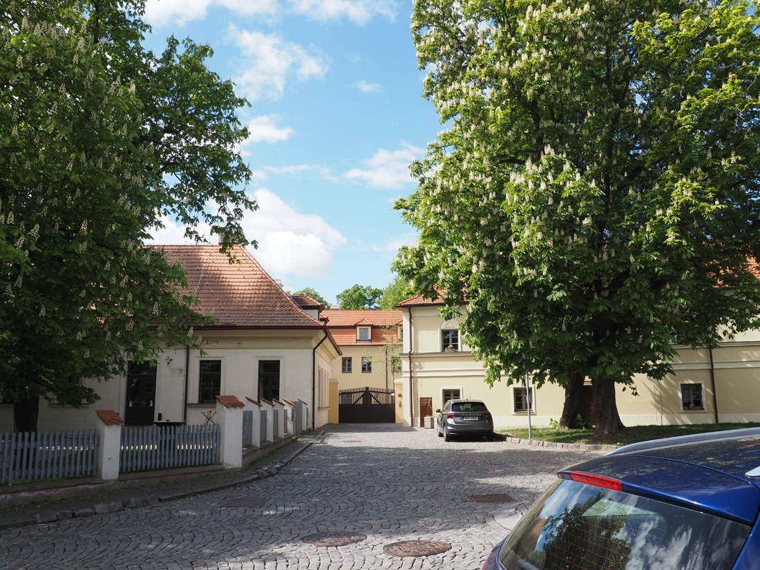 /Hendlův dvůr.