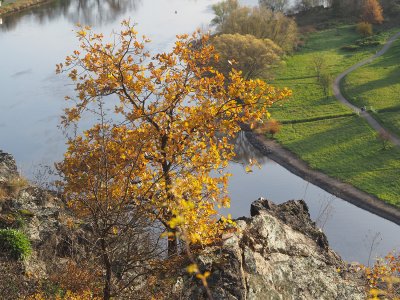 Výhledy z vrcholů skal v přírodní rezervaci Podhoří.